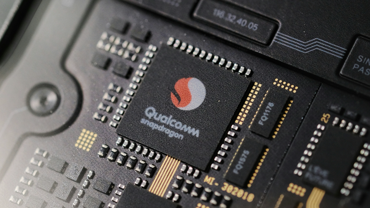 Чипы Qualcomm для смартфонов подорожают с сентября