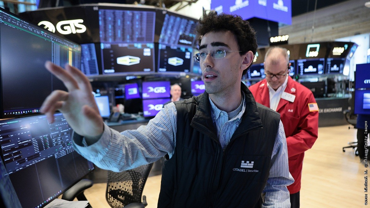 Фондовые индексы США завершили торги в минусе, Nasdaq потерял более 2%