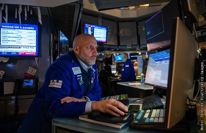 Dow Jones обновил рекорд, S&P 500 и Nasdaq снизились во вторник