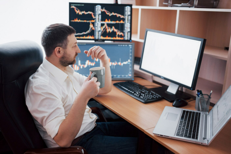 Акции технологических компаний растут: Трамп заявил о достижении «рамочного» соглашения