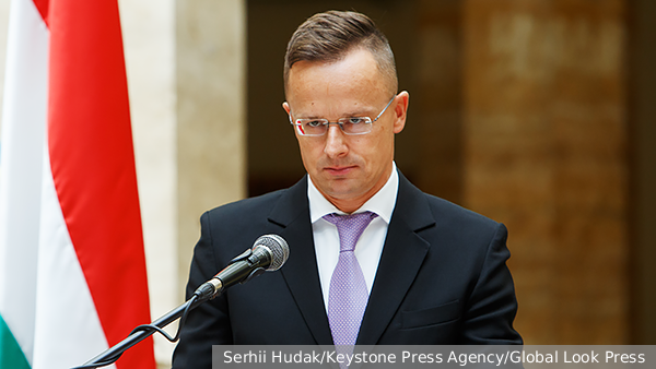 Сийярто обвинил Брюссель и Киев и Берлин в планировании нефтяной блокады Венгрии