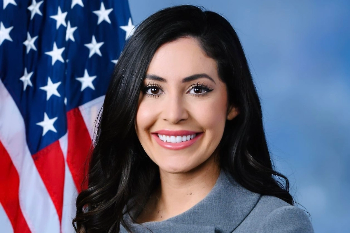 Конгрессвумен Луна: Личные интересы мешают достижению мира в Украине