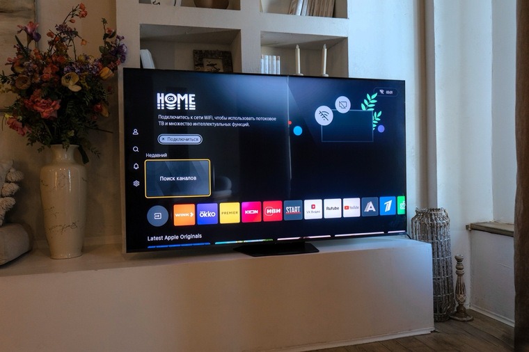 Чем выделилась новинка смарт ТВ Hisense 65UR9S на RGB miniLED